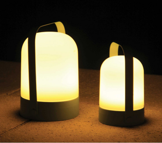 Lampe nomade - 15x15x21 cm...